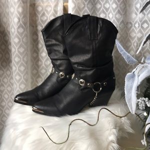 Short black Leather cowboy style bootie